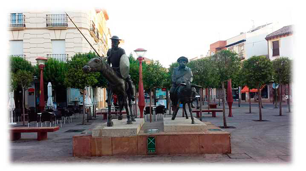 El astuto hidalgo cabalga por Plaza de España